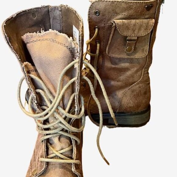 Vintage Y2K Roxy Seattle IV Lace-Up Boots with Side Pouches, Zippers. Size 6. - Picture 4 of 6